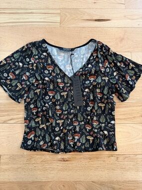 NWT Disturbia top size 6 USA